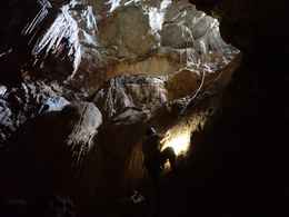Sortie de l'énorme grotte de Sa Campana